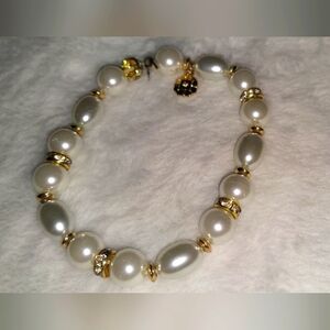 Monet Elegant Pearl and Gold Bracelet